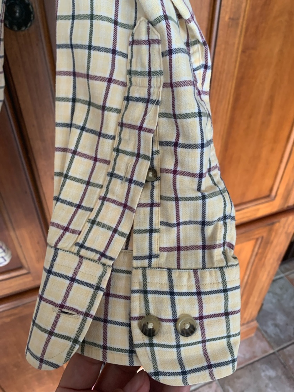 Boyt Harness Company Men's Cream Plaid Button-Down Shirt Large - Picture 5 of 9